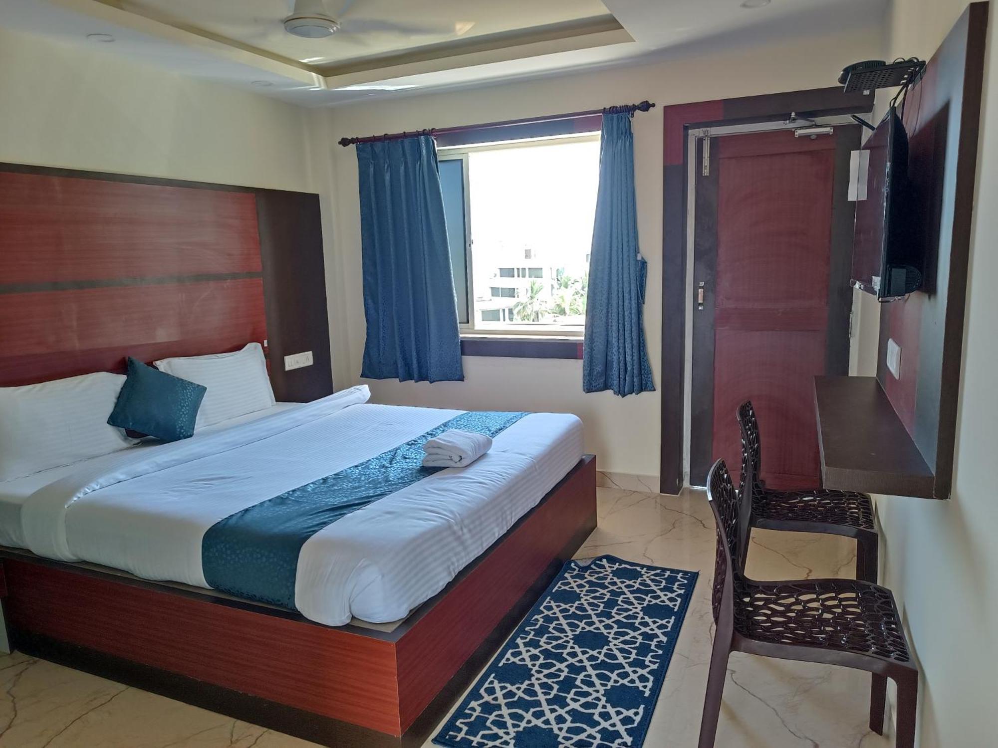 Mom Hotel - Unit Of Mom Hotel Puri Exterior photo